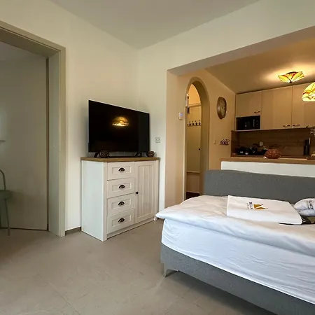 Bella Mura Nature Lipa 109